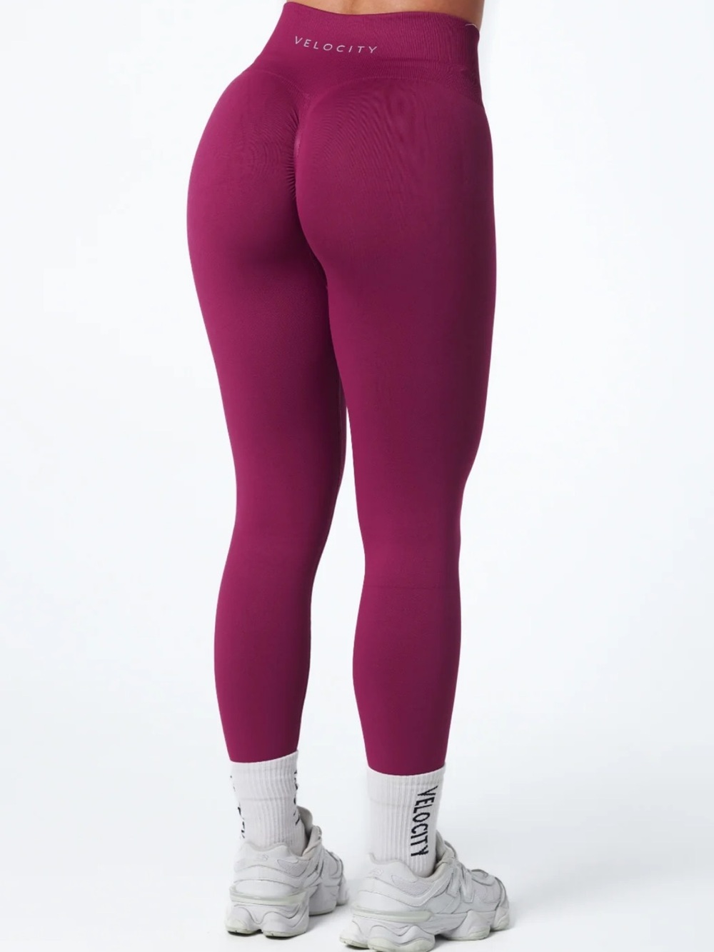 Velocity Women Seamless Leggings in Berry